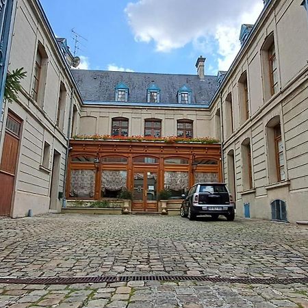 圣康坦 帕提库里尔卡努里旅馆酒店 外观 照片